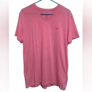American Eagle Men's Pink V-Neck Tee Size Medium